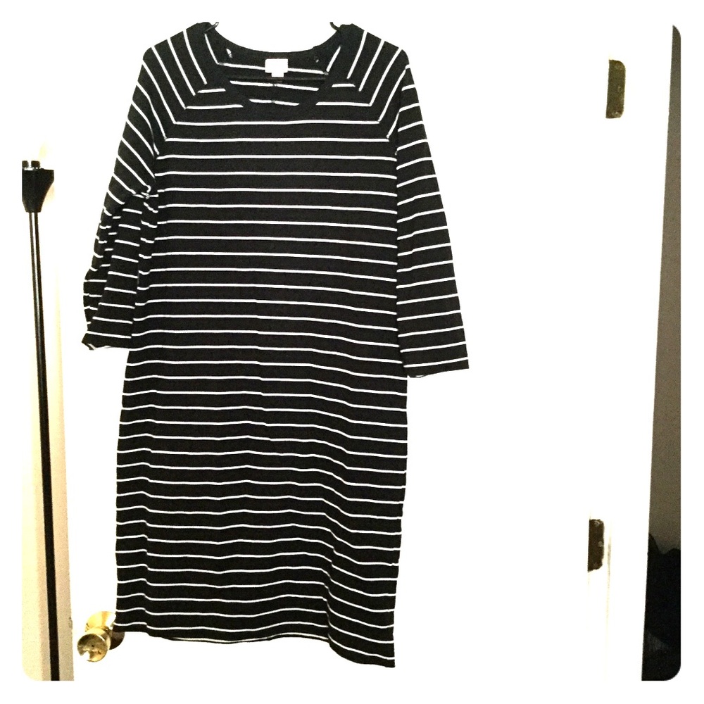 Black &white casual dress